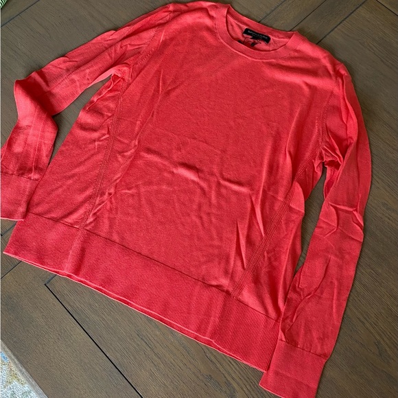 Banana Republic sweater - Picture 2 of 7